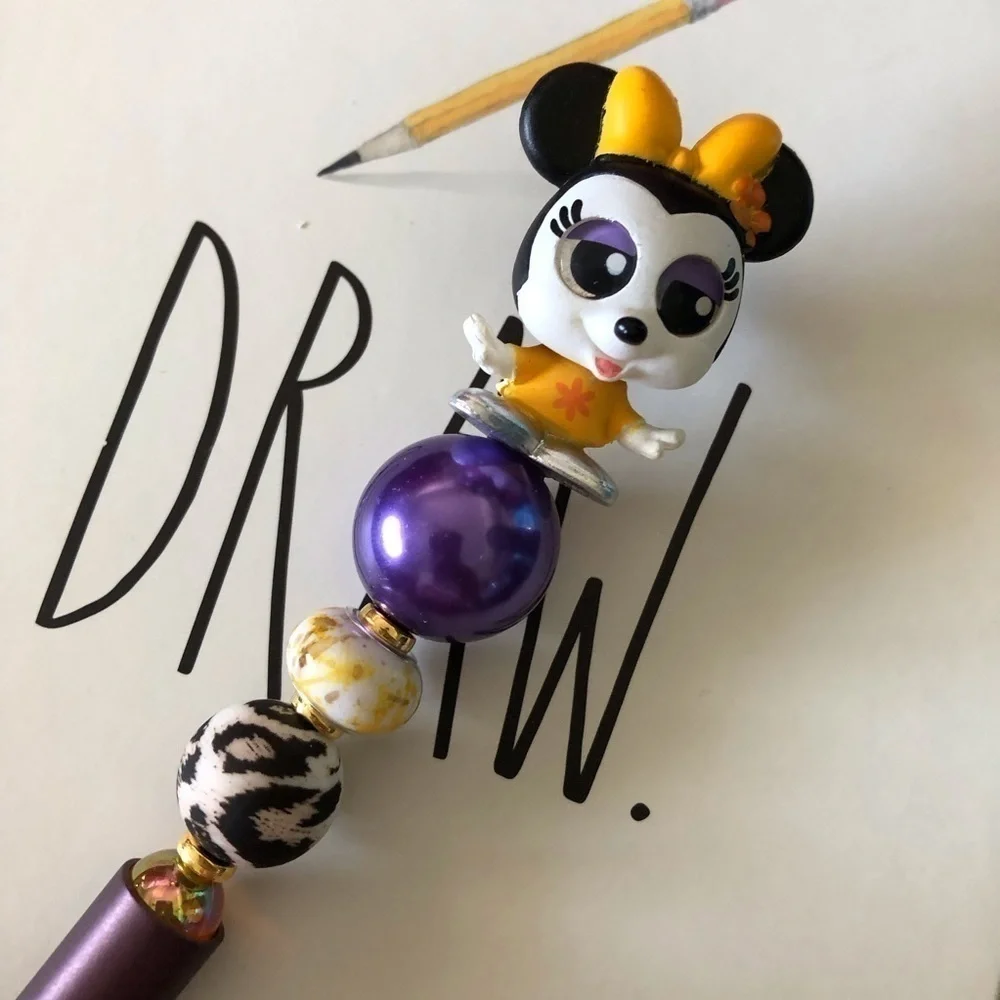Disney Doorables: Minnie Mouse: Orange & Purple handmade beaded pen